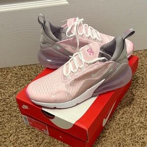 Women's Nike Air Max 270